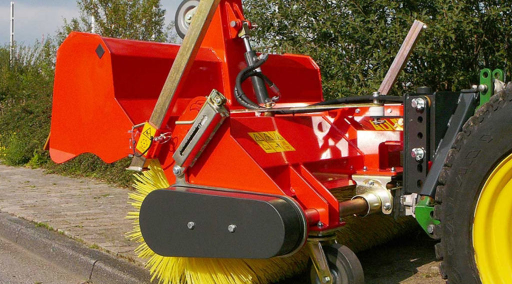 Die K 560 ist die effiziente Anbaukehrmaschine für den Einsatz in Ihrer Kommune, für Garten- und Landschaftsbauer oder die Immobilienpflege.