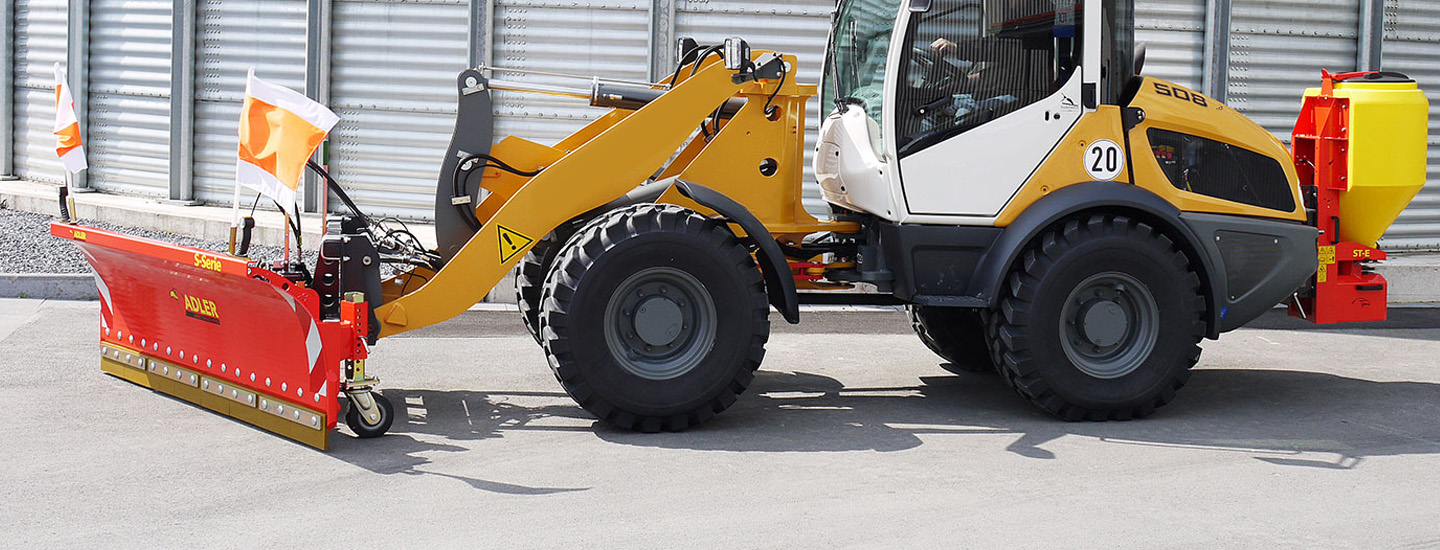 Anbaumaschinen für den Winterdienst von Bautec Machinery.